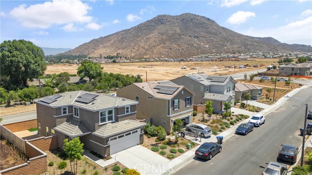 Detail Gallery Image 29 of 30 For 20104 Breeze Blooms Dr, Riverside,  CA 92507 - 3 Beds | 2/1 Baths