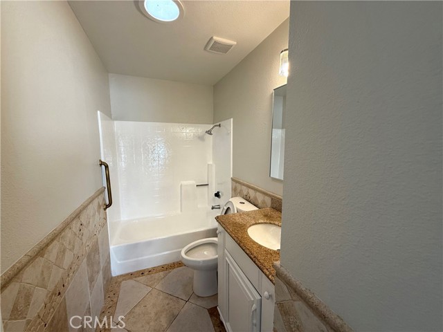 Detail Gallery Image 23 of 50 For 4786 Macadamia Ct, Oceanside,  CA 92057 - 3 Beds | 2 Baths