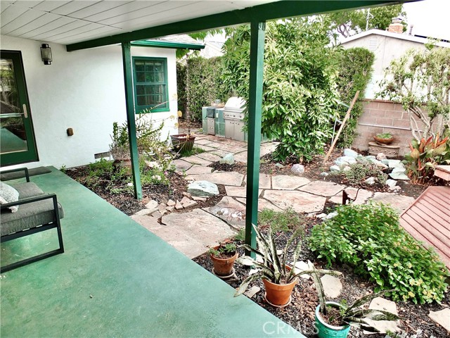 3032 Ostrom, Long Beach CA: https://media.crmls.org/medias/744b8531-5c6d-4a7b-a822-ac8949bff6dd.jpg