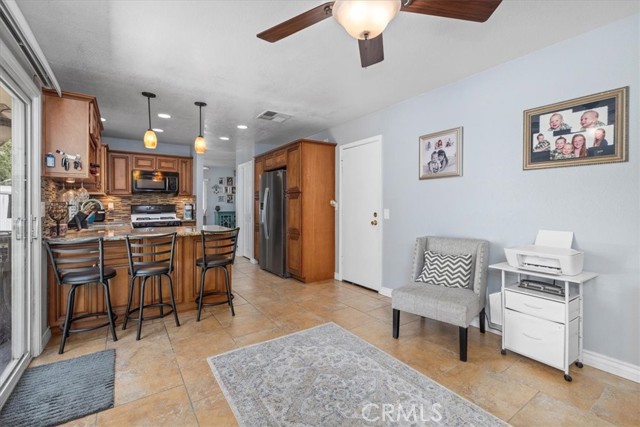 Detail Gallery Image 15 of 29 For 6600 Montresor Pl, Rancho Cucamonga,  CA 91737 - 4 Beds | 2/1 Baths