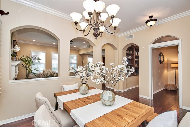 Detail Gallery Image 9 of 58 For 4002 Emerald Downs Dr, Yorba Linda,  CA 92886 - 3 Beds | 2/1 Baths