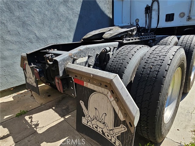 0, Fullerton CA: https://media.crmls.org/medias/744d1344-cfe2-4a65-9676-35f66d49ba85.jpg