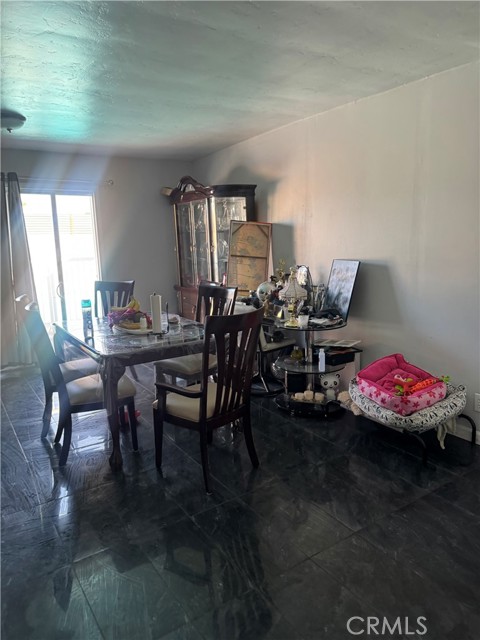 Detail Gallery Image 10 of 48 For 404 Poinsettia, Compton,  CA 90221 - 3 Beds | 2 Baths