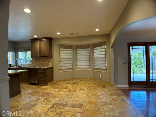 Detail Gallery Image 3 of 42 For 1941 La Costa Ct, Merced,  CA 95340 - 3 Beds | 2 Baths