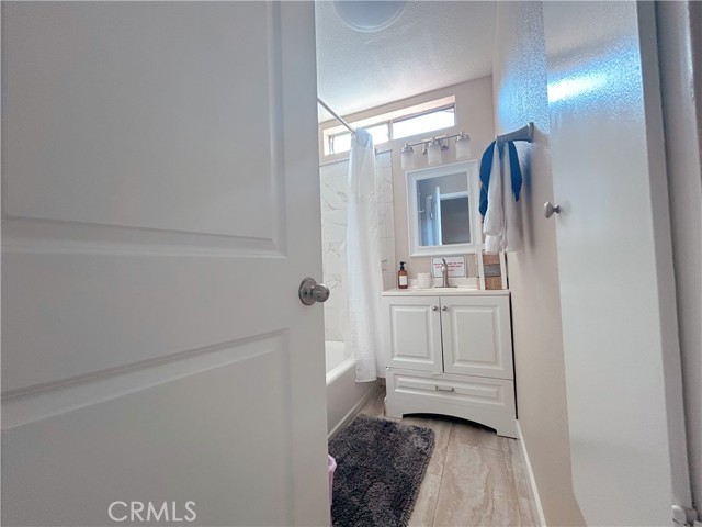 1125 E E st, Ontario CA: https://media.crmls.org/medias/744d85ea-8a9d-466b-99ba-c6f0db4c4ce2.jpg