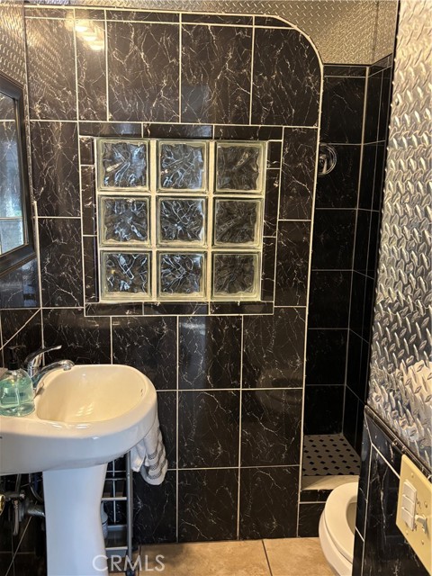 Detail Gallery Image 31 of 35 For 12997 Falcon Pl, Chino,  CA 91710 - 4 Beds | 2/1 Baths