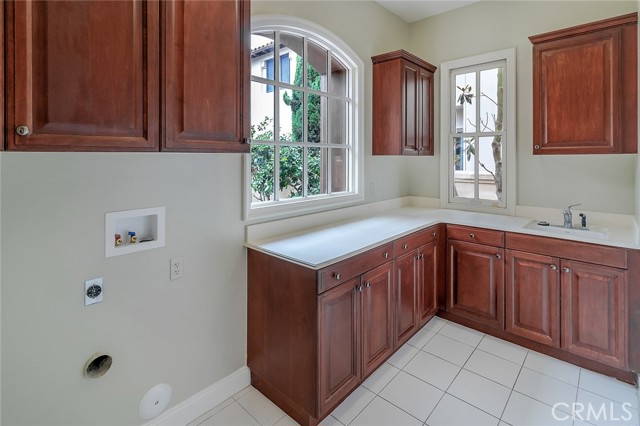Detail Gallery Image 13 of 48 For 17 via Palladio, Newport Coast,  CA 92657 - 5 Beds | 5/1 Baths