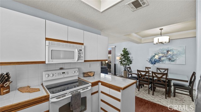 Detail Gallery Image 14 of 28 For 401 S El Cielo Rd #106,  Palm Springs,  CA 92262 - 2 Beds | 2 Baths