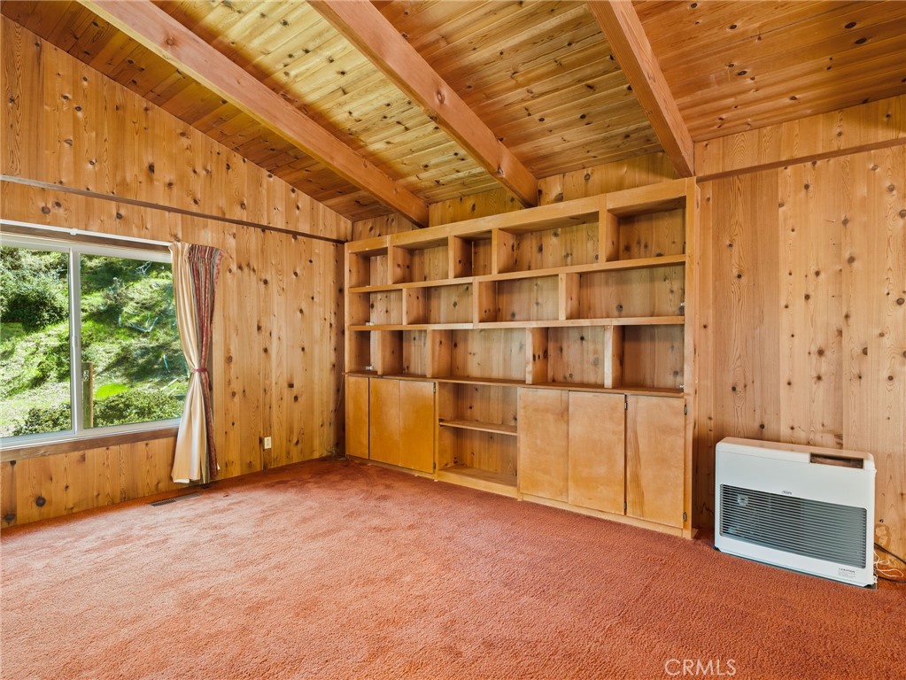 https://media.crmls.org/medias/744ed7d5-387a-4096-9fe7-21fb0d8f01d2.jpg?preset=X-Large