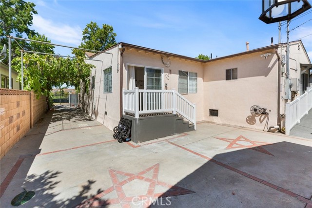 Detail Gallery Image 38 of 56 For 6608 Saint Clair Ave, North Hollywood,  CA 91606 - 4 Beds | 3 Baths