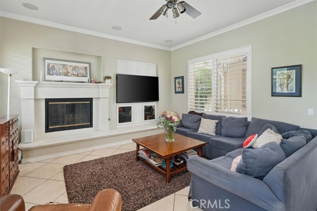 26800 Fairlain Drive, Valencia CA: https://media.crmls.org/medias/744f4736-52e2-4b6b-b137-541b1377ce9d.jpg