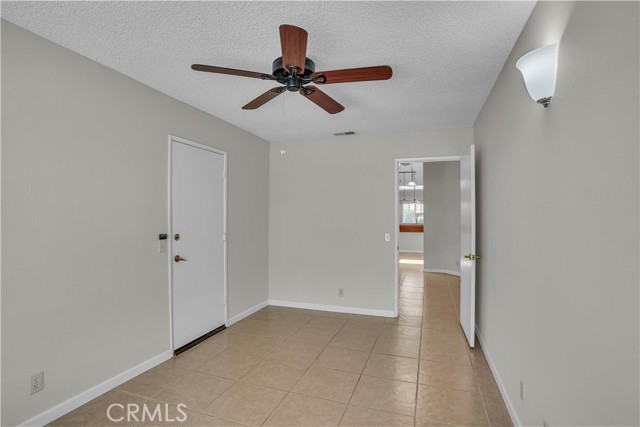 29331 Mawr Court, Menifee CA: https://media.crmls.org/medias/744fd9ce-72de-4f24-953f-fa03a5f469d5.jpg