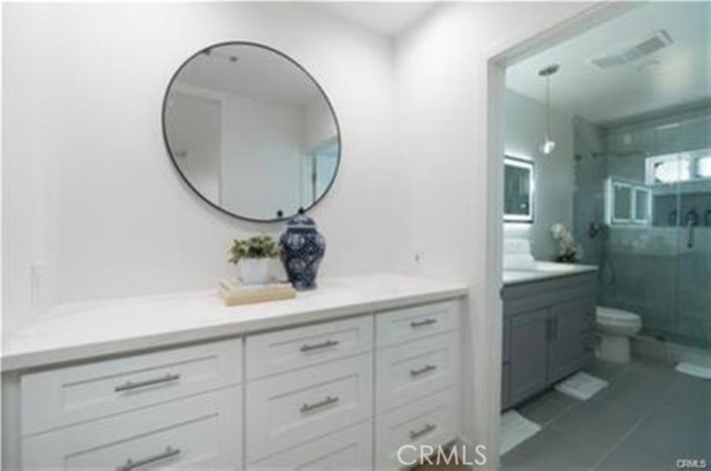 5840 White Oak Avenue, Encino CA: https://media.crmls.org/medias/7450ba37-6182-406d-8c71-c7e30aeac4f9.jpg