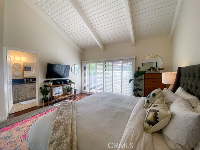 Detail Gallery Image 12 of 26 For 4218 Troost #15,  Studio City,  CA 91604 - 3 Beds | 3 Baths