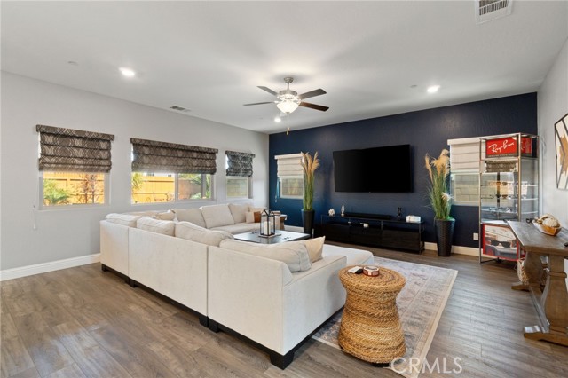 Image 6 of 54 For 521 Blue Oak Lane