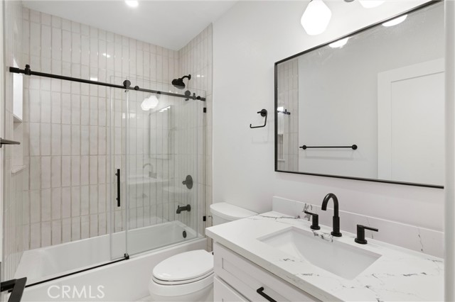 Detail Gallery Image 24 of 33 For 1676 S Crescent Heights Bld, Los Angeles,  CA 90035 - 3 Beds | 2 Baths