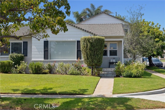 Detail Gallery Image 3 of 62 For 2209 Faymont Ave, Manhattan Beach,  CA 90266 - 4 Beds | 2/1 Baths