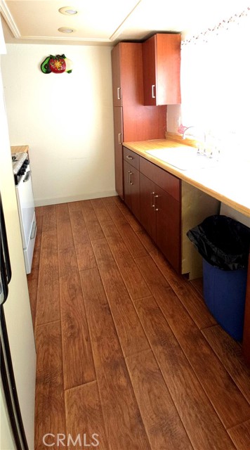 14287 Foothill Boulevard, Sylmar CA: https://media.crmls.org/medias/745260dd-f95f-44cb-8eda-d708006670f1.jpg