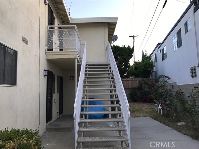 25219 Loytan Street, Torrance, California 90505, 2 Bedrooms Bedrooms, ,1 BathroomBathrooms,Residential Lease,Sold,Loytan,SB17221587