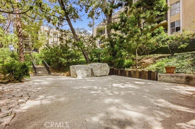 Detail Gallery Image 44 of 46 For 3310 Raintree, Culver City,  CA 90230 - 2 Beds | 2 Baths