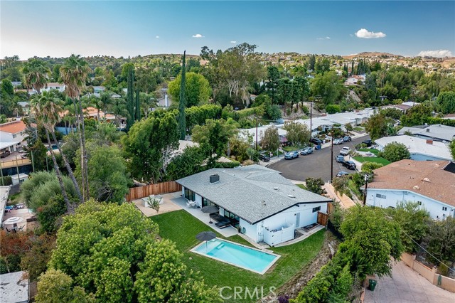 Detail Gallery Image 50 of 53 For 5700 El Canon Ave, Woodland Hills,  CA 91367 - 3 Beds | 3 Baths