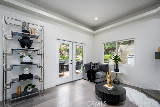 4557 Don Timoteo Drive, Los Angeles CA: https://media.crmls.org/medias/7454335d-fd91-45bd-8aa7-d733be2e68f9.jpg