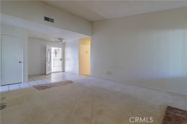 Detail Gallery Image 13 of 38 For 1323 Kingswood, Redlands,  CA 92374 - 3 Beds | 2 Baths