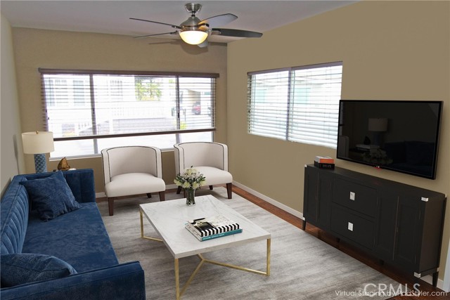 Detail Gallery Image 3 of 22 For 8811 Canoga Ave #120,  Canoga Park,  CA 91304 - 2 Beds | 1 Baths