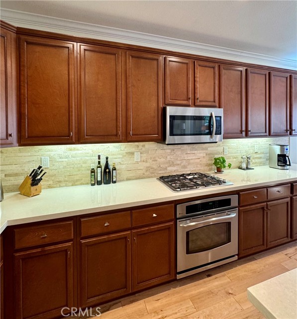 Detail Gallery Image 22 of 57 For 23801 Los Pinos Ct, Corona,  CA 92883 - 2 Beds | 2 Baths