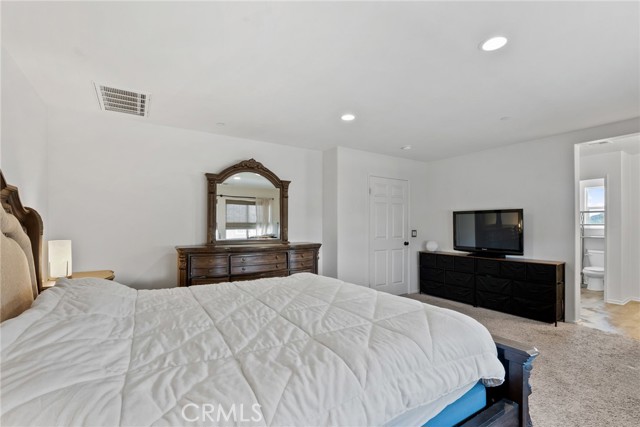 Detail Gallery Image 5 of 52 For 11832 Espola Pl, Victorville,  CA 92392 - 4 Beds | 3 Baths