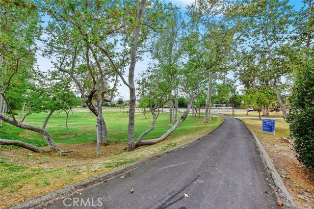 25165 Charlinda Drive, Mission Viejo CA: https://media.crmls.org/medias/745a20cc-47ab-4a95-a04b-3057c6e9d029.jpg