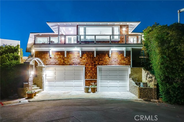 407 Mendoza Terrace, Corona del Mar CA: https://media.crmls.org/medias/745af560-fa90-4456-bb07-a53aabcc86ab.jpg