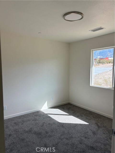 Detail Gallery Image 15 of 18 For 32224 Emerald, Lucerne Valley,  CA 92356 - 3 Beds | 2 Baths