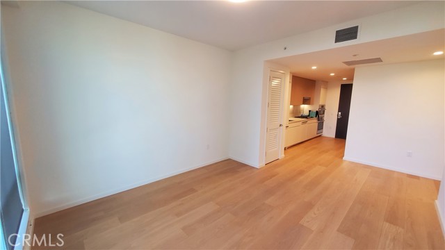 Detail Gallery Image 5 of 31 For 877 Francisco St #1122,  Los Angeles,  CA 90017 - 1 Beds | 1 Baths