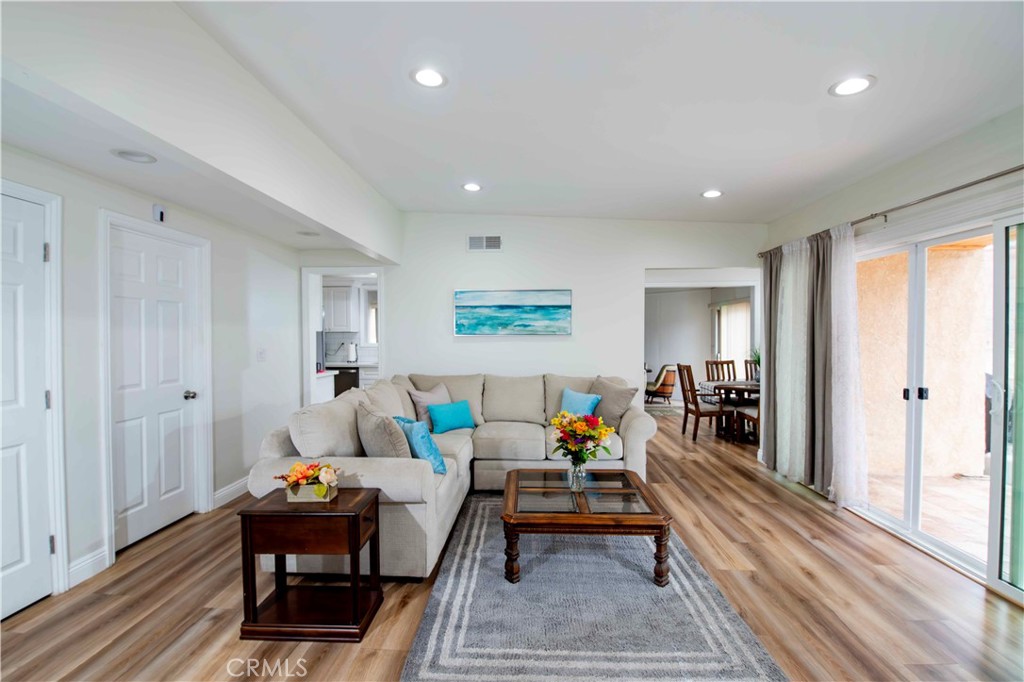 MLS #SR25264207 image #2