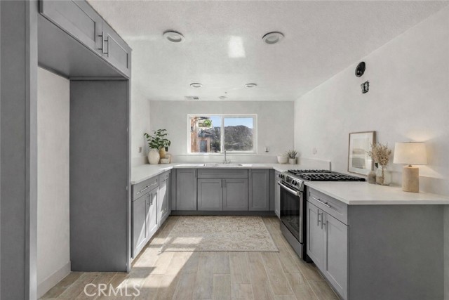 Detail Gallery Image 5 of 54 For 34754 Ellenan, Acton,  CA 93510 - 5 Beds | 4 Baths