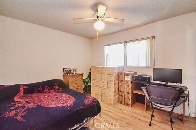 8034 Worthy Drive, Westminster CA: https://media.crmls.org/medias/745cdea7-49f6-4c5a-b8f3-d1358d297af9.jpg
