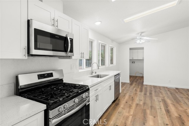 Detail Gallery Image 17 of 45 For 35451 Wildwood Canyon Rd, Yucaipa,  CA 92399 - 4 Beds | 2/1 Baths