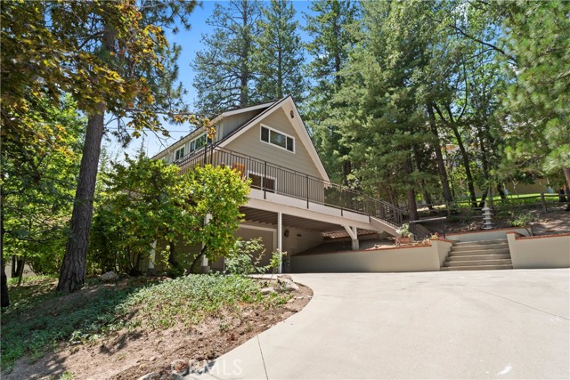 Detail Gallery Image 35 of 44 For 27711 Hamiltair Dr, Lake Arrowhead,  CA 92352 - 4 Beds | 2/1 Baths