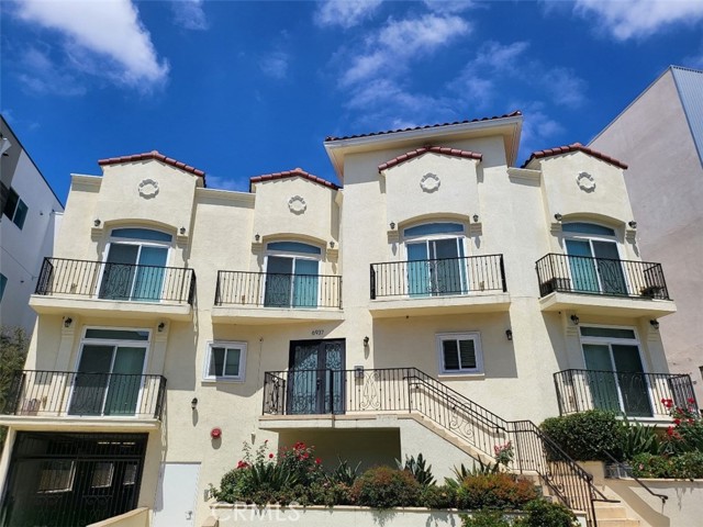 6937 Knowlton Place, Los Angeles CA: https://media.crmls.org/medias/745fa942-6b10-4742-9228-fc798b6f409d.jpg