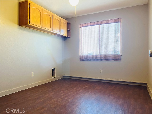 Detail Gallery Image 31 of 33 For 10335 Columbine Rd, Oak Hills,  CA 92344 - 6 Beds | 3 Baths