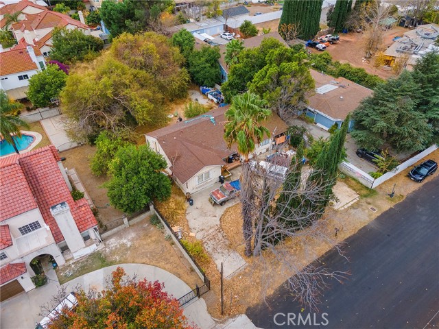 Detail Gallery Image 22 of 32 For 18220 Superior St, Northridge,  CA 91325 - 4 Beds | 2 Baths