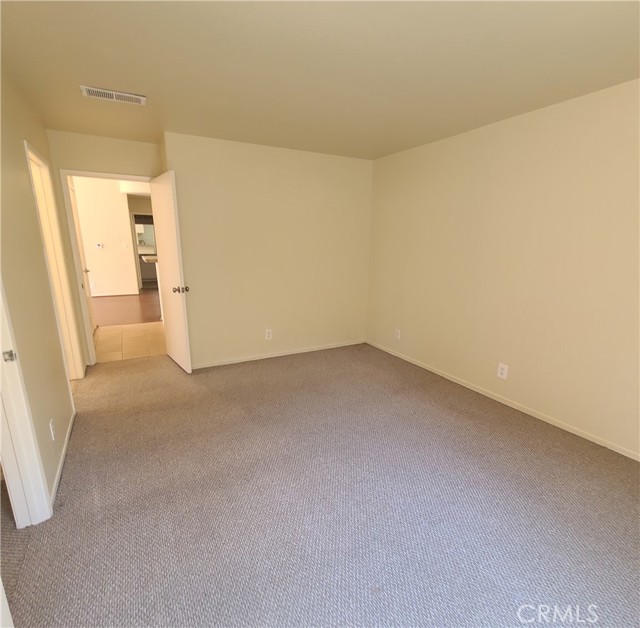 Detail Gallery Image 12 of 26 For 5060 Kester Ave #211,  Sherman Oaks,  CA 91403 - 2 Beds | 2 Baths