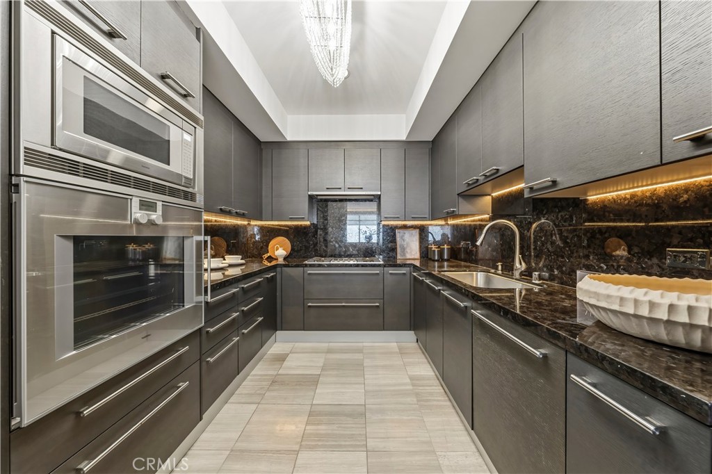 MLS #OC26118510 image #6
