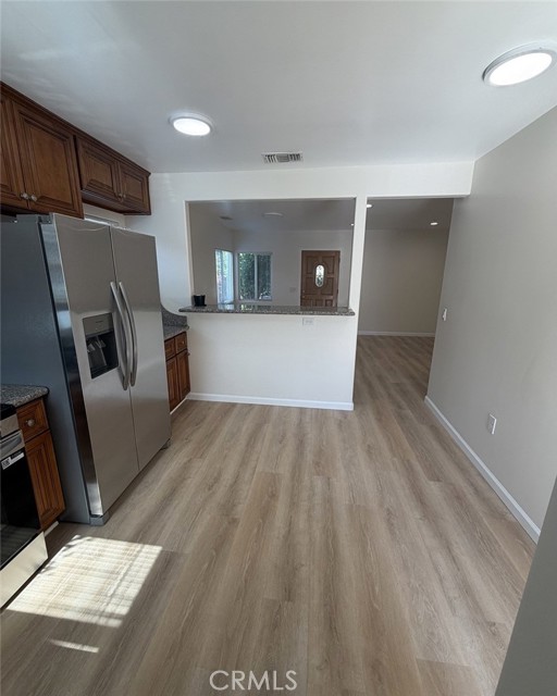 1038 Western Avenue, B photo 6