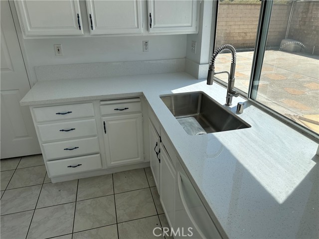 Detail Gallery Image 13 of 27 For 2342 Fitzgerald Rd, Simi Valley,  CA 93065 - 4 Beds | 3 Baths