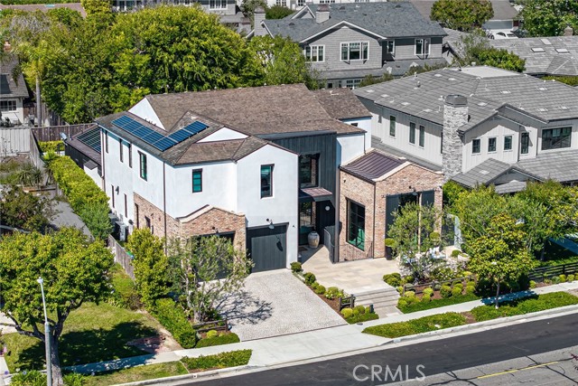 1831 Newport Hills E Drive, Newport Beach CA: https://media.crmls.org/medias/7462f055-5b67-4a86-ad75-23b3e75c2381.jpg