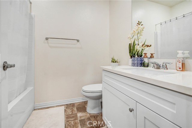 Detail Gallery Image 16 of 20 For 16047 Voyager Ave, Chino,  CA 91708 - 3 Beds | 2/1 Baths