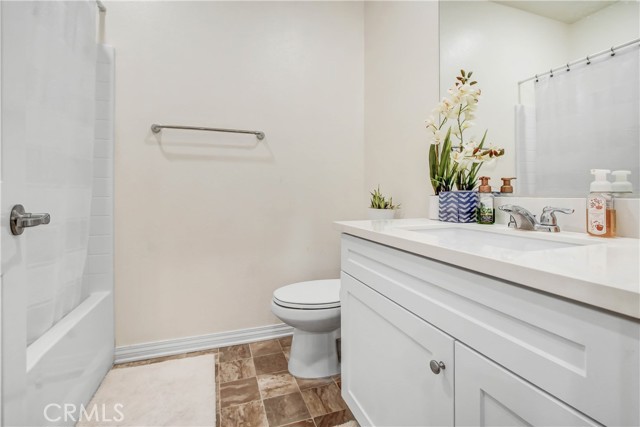 Detail Gallery Image 16 of 20 For 16047 Voyager Ave, Chino,  CA 91708 - 3 Beds | 2/1 Baths