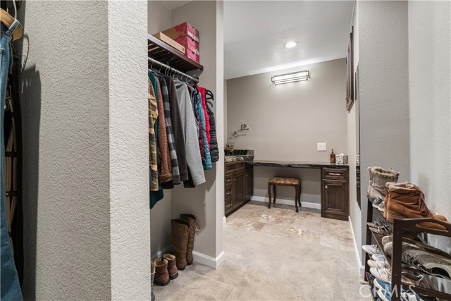 Detail Gallery Image 13 of 51 For 346 Vista De Oro, Hollister,  CA 95023 - 4 Beds | 3/1 Baths